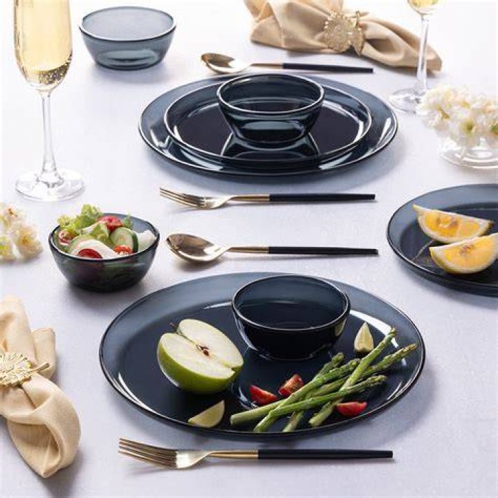 Is glass dinner set good for health?