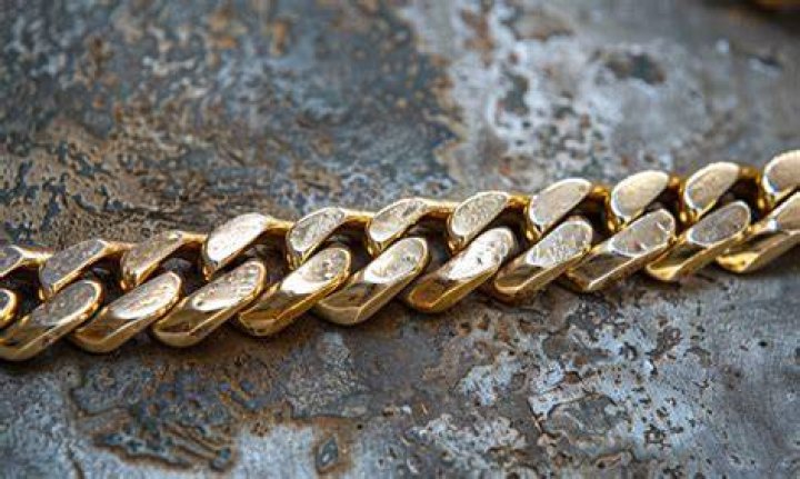 Will 14k gold tarnish?